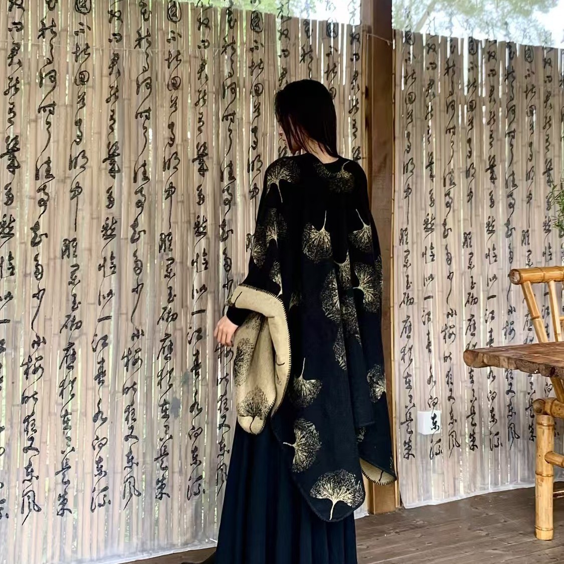 仿羊绒针织披肩斗篷外搭