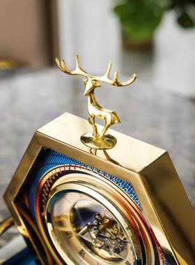 金鹿色小合金创意家居装床头柜时钟45245饰品板房电样视柜摆件