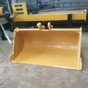 挖机改装刷坡斗 斜坡修整 边坡维护清理坡面松散土石杂草