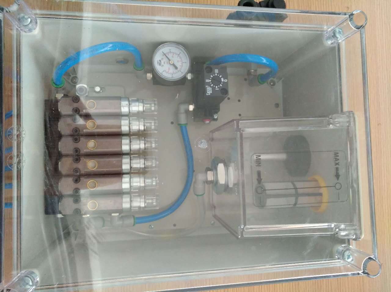 机床专用切削润滑意大利ILC微量油雾润滑系统、润滑泵