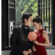 旗袍婚纱摄影手拿团扇红色新中式 拍照订婚结婚 团扇园林民国风格