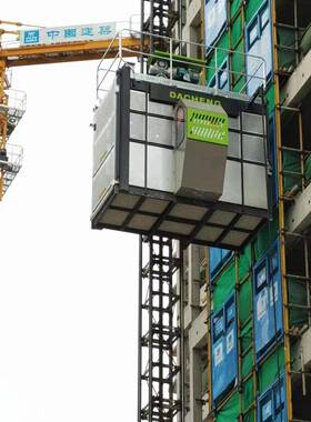 厂家供应施工升降机SC200高层房建桥梁工程工地变频施工升降机