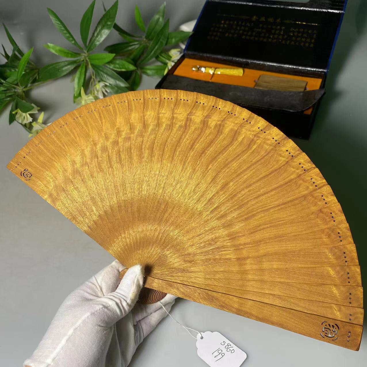 汉服古风走秀扇子镂空木扇子金丝楠木水波纹苏扇折扇S860
