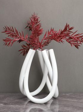 简约现代创意装饰品几何摆件板房客厅样板间书房桌面金属六孔花器