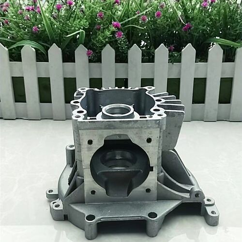 两冲程1E40F-5汽油机箱体 绿篱机高枝锯动力汽油发动机配件