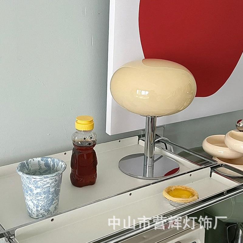 厂家直销现代简约奶油风棒棒糖玻璃台灯卧室书房工作室创意装饰灯