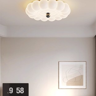 全新法式 主卧室吸顶灯泡泡云全光谱护眼书房主卧室灯 奶油风格