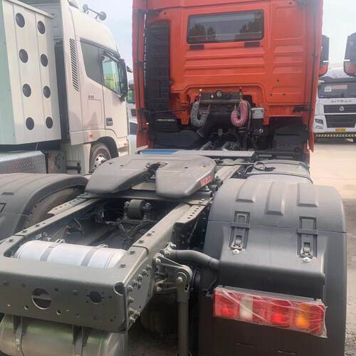 厂家出口重汽汕德卡540马力单驱4X2重型矿卡半挂车牵引车工程机械