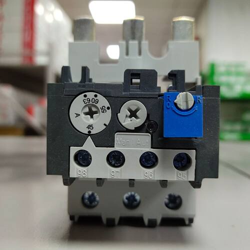 GSJ204 AC-C32/0.03，2TAZ224401R2324 ABB剩余电流动作断路器