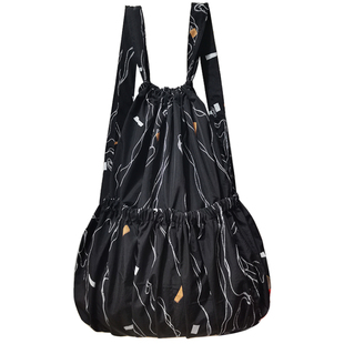 大容量束口轻便防水背包女花布包中老年抽绳双肩包折叠买菜购物袋