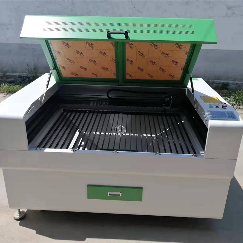 1390大功率有机玻璃亚克力木板皮革CO2激光切割镭射机 激光雕刻机