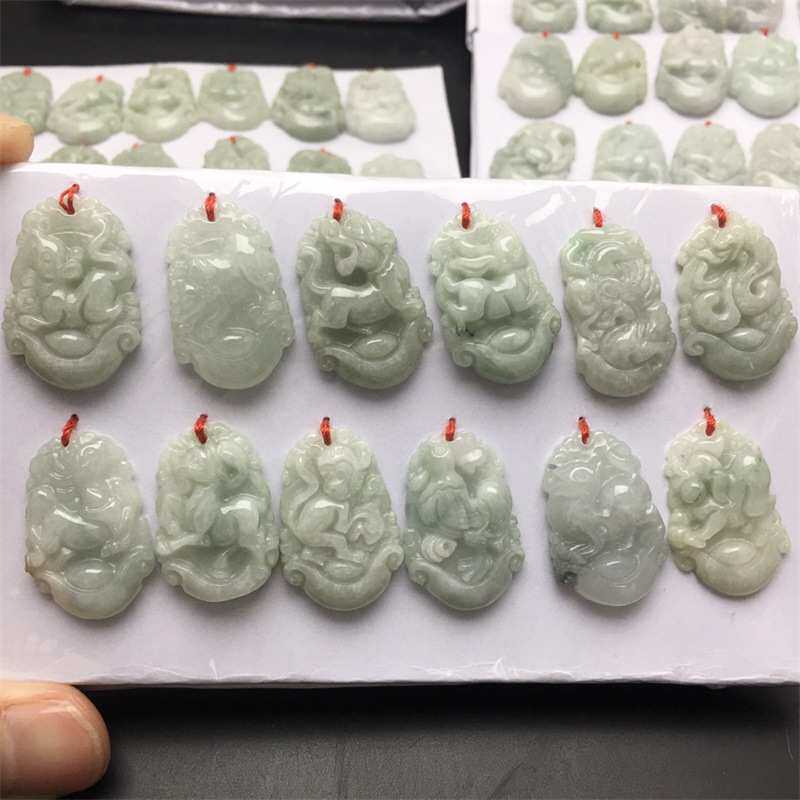 A货翡翠十二生肖小牌吊坠玉器厂家 缅甸玉小生肖一手货源