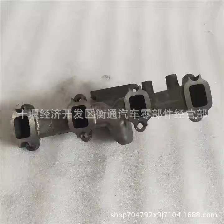 康明斯4BT3.9发动机排气支管3901635