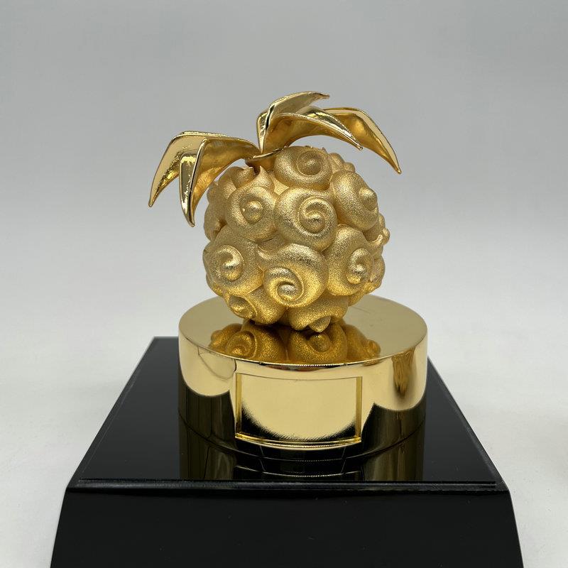 新款金属工艺品奖牌刻字创意实木纪念品制作年会金属工艺品定 制