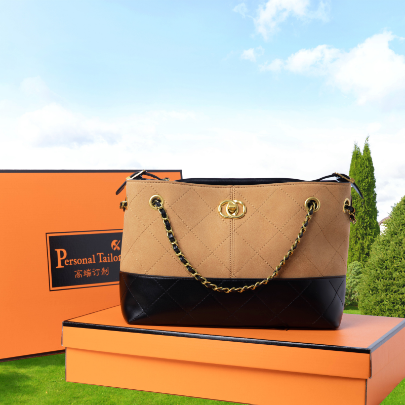 小香风撞色链条大容量托特包女