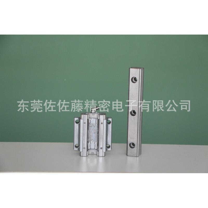 THK滑块HR5 201 25 3HSR45M1BS03 5M1A M1LA M1R M1LR M1B - 实物图