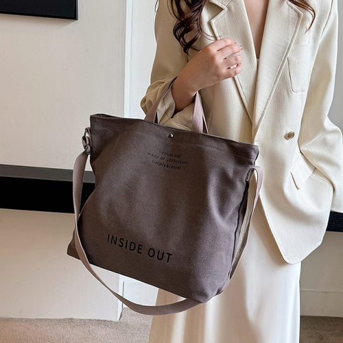 帆布斜挎包女复古大容量通勤包