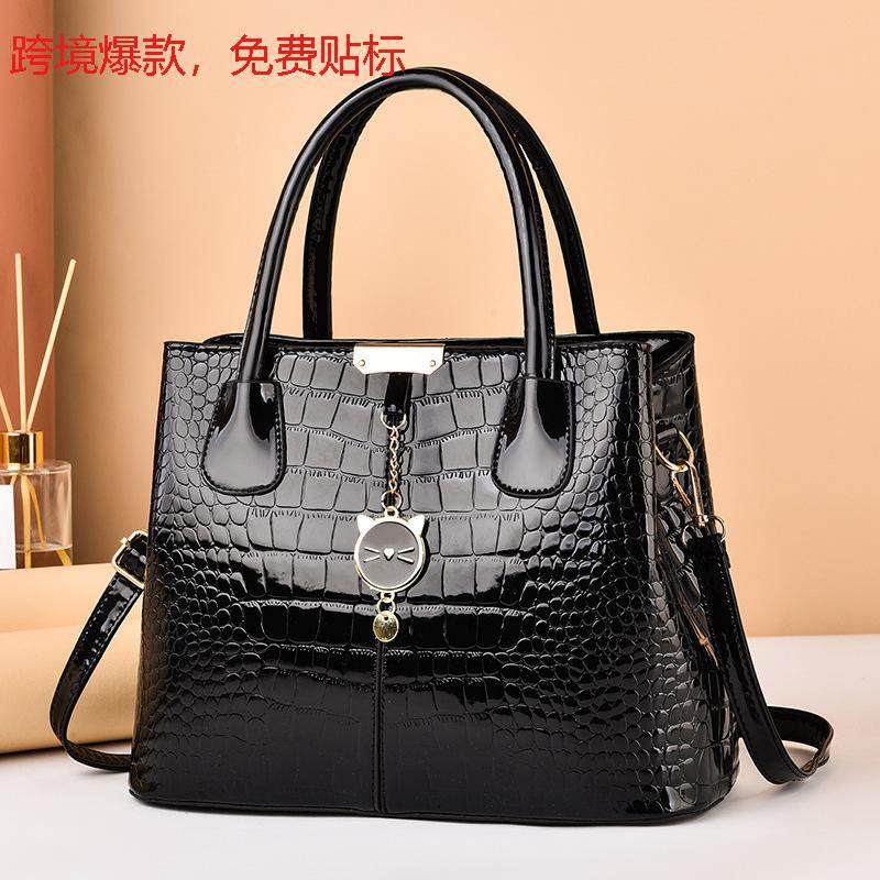 爆款台州女包2025新款时尚妈妈包大容量托特包单肩斜挎包,箱包皮具/热销女包/男包,通用款女包,淘宝优惠券,粉丝福利购,淘宝优惠卷