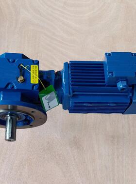 S系列减速机 GSF57/sf57斜齿轮硬齿面减速器 传动平稳