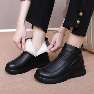 加厚保暖中老年妈妈鞋 秋冬季 真皮羊毛女棉鞋 女鞋 软底软面棉靴 新款