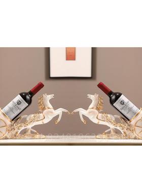 新款马到成轻奢装高档葡萄端红酒架功子客厅酒柜饰品摆件高大气上