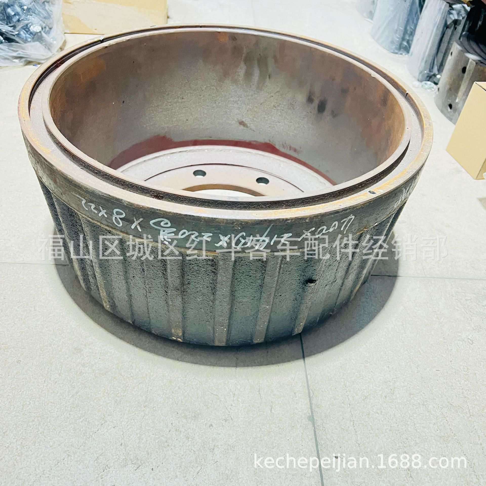 销售烟台舒弛客车双边制动鼓400*214*220*8.22配套舒弛客车6106