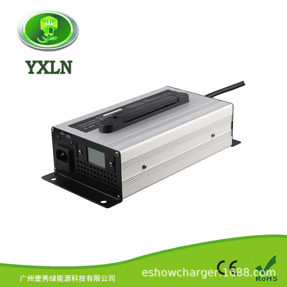 电动交通工具带仪表显示屏60V15A铅酸电池67.2伏16串锂电充电器
