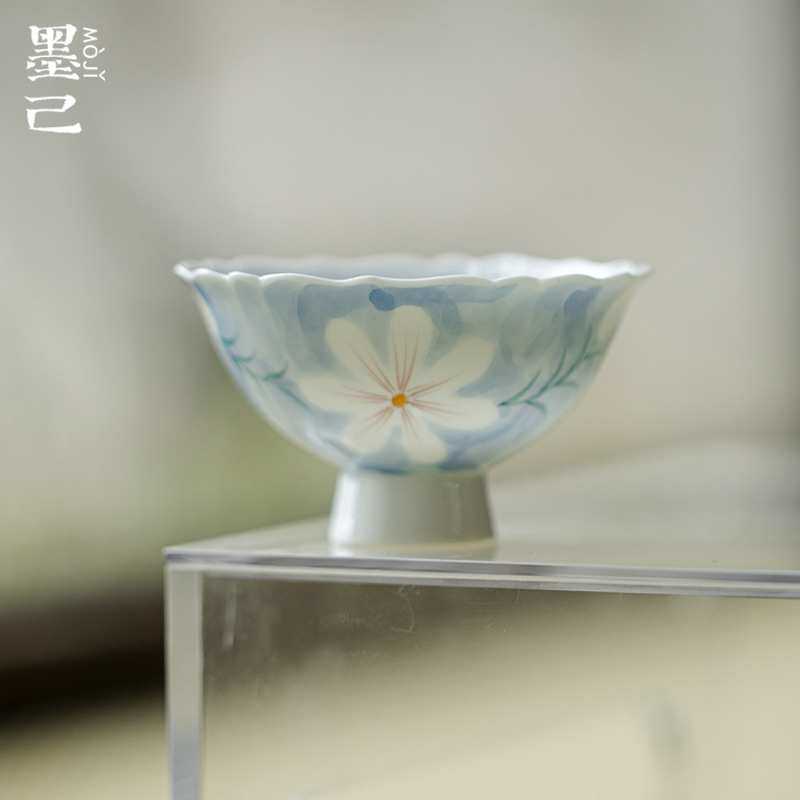 墨己玉泥白瓷手绘花朵仿宋高足花口茶杯功夫茶具家用品茗杯喝茶杯