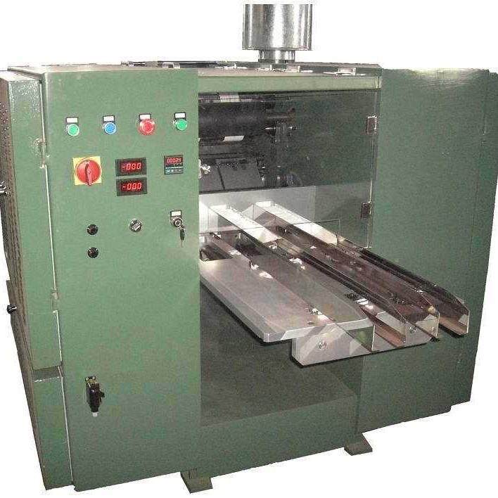 厂家直供高速纱布片折叠机机械设备LXZ-100-2