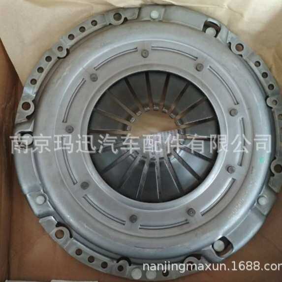 LDV上汽大通 V80 G10T60离合器片 离合器压盘C00002359 C00042743