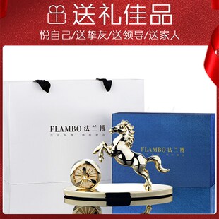 适用奔驰宝马奥迪车内饰品摆件2024新款中控台车载香薰汽车装饰品