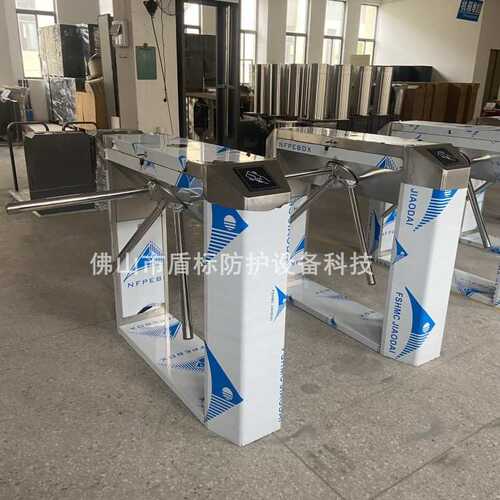 佛山工厂生产汽车客运站出入口手动简易单滚转闸机 双门挡闸门禁