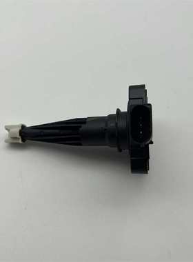 STZT 12618638754 适用宝马 油位传感器  F30 F31 G30 G11