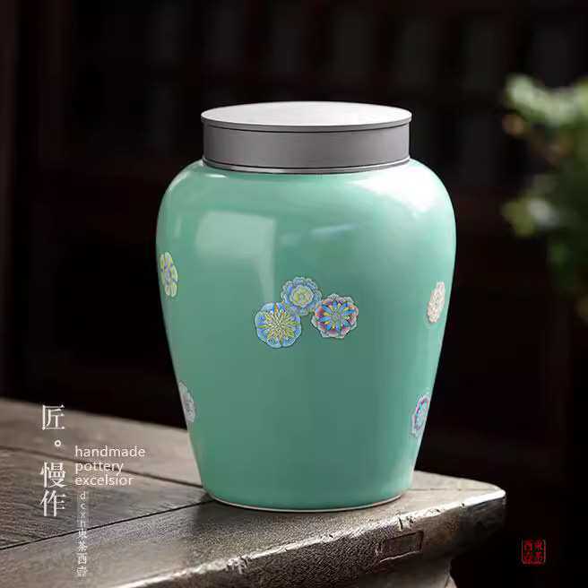 松石绿陶瓷茶叶罐中号茶仓合金螺旋盖自吸盖防潮密封存储罐
