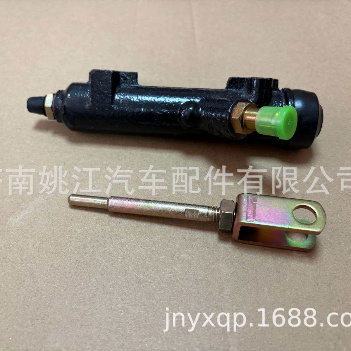 EQ153离合器总泵1604N-010