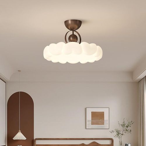 法式轻奢中古风卧室吸顶灯全光谱复古胡桃木纹主卧房间LED花瓣灯