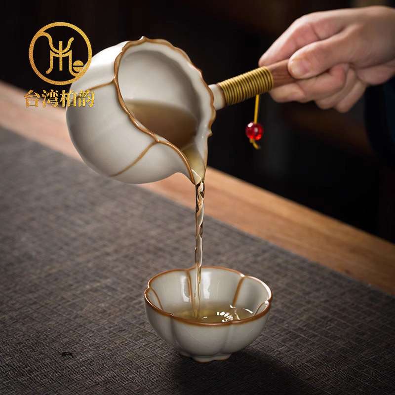 柏韵汝窑侧把公道杯陶瓷茶海家用高档大容量分茶器带手柄冰裂纹
