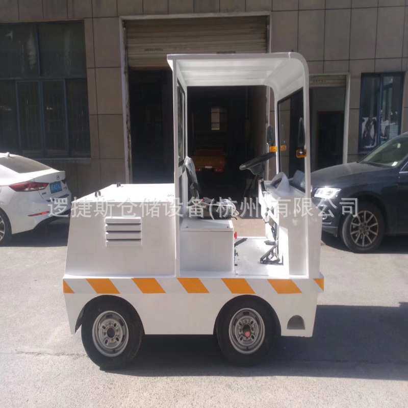 座驾式电动牵引车雨棚机场工厂仓库搬运拖车头牵引挂车牵引车