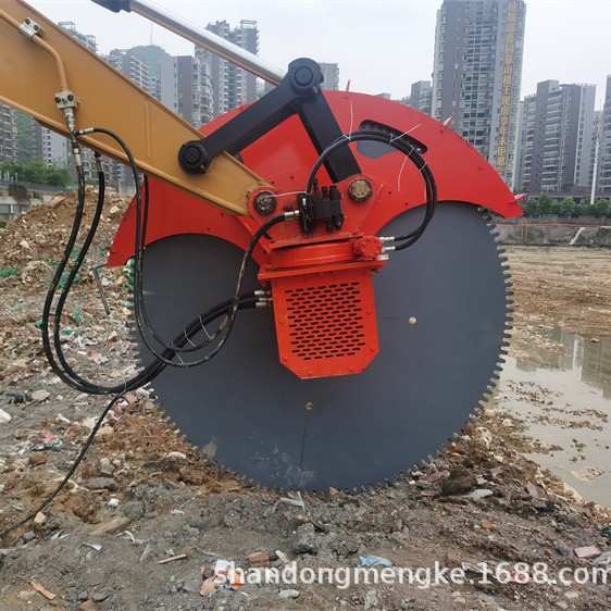 挖掘机液压锯切割石头圆盘锯大型岩石切割锯钩机切割石头锯
