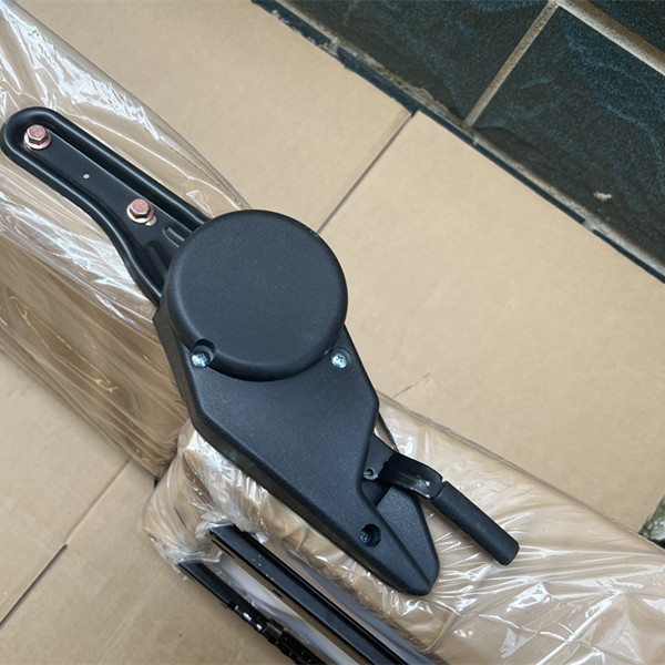 三轮车拖拉机座椅叉车工程车收割机挖铲装载机农用车改装通用座椅