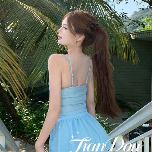 【童话】甜美少女彩色质感沙滩海边度假刺绣分体三件套比基尼