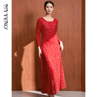 马天奴女装 红色蕾丝绣花连衣裙收腰气质高级长裙洋气礼裙 秋冬新款