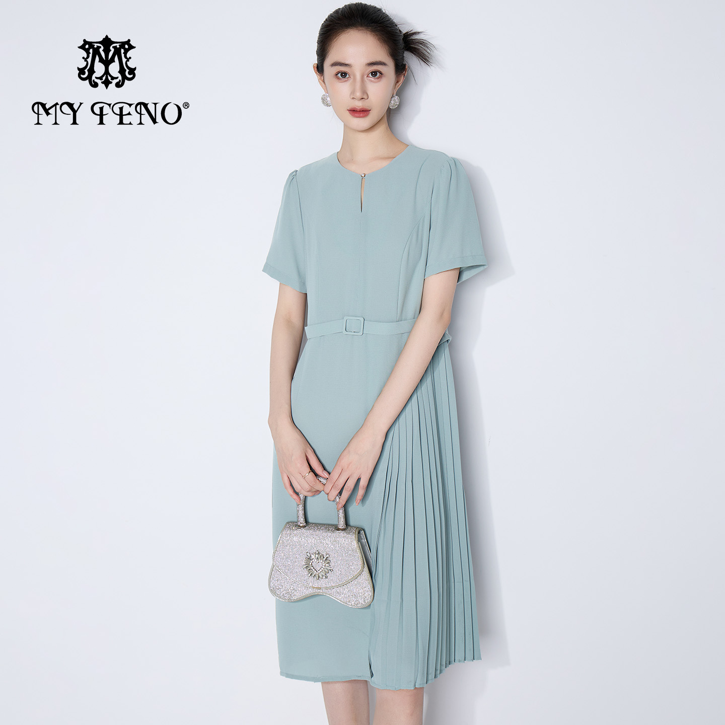 马天奴薄荷绿色职业通勤连衣裙