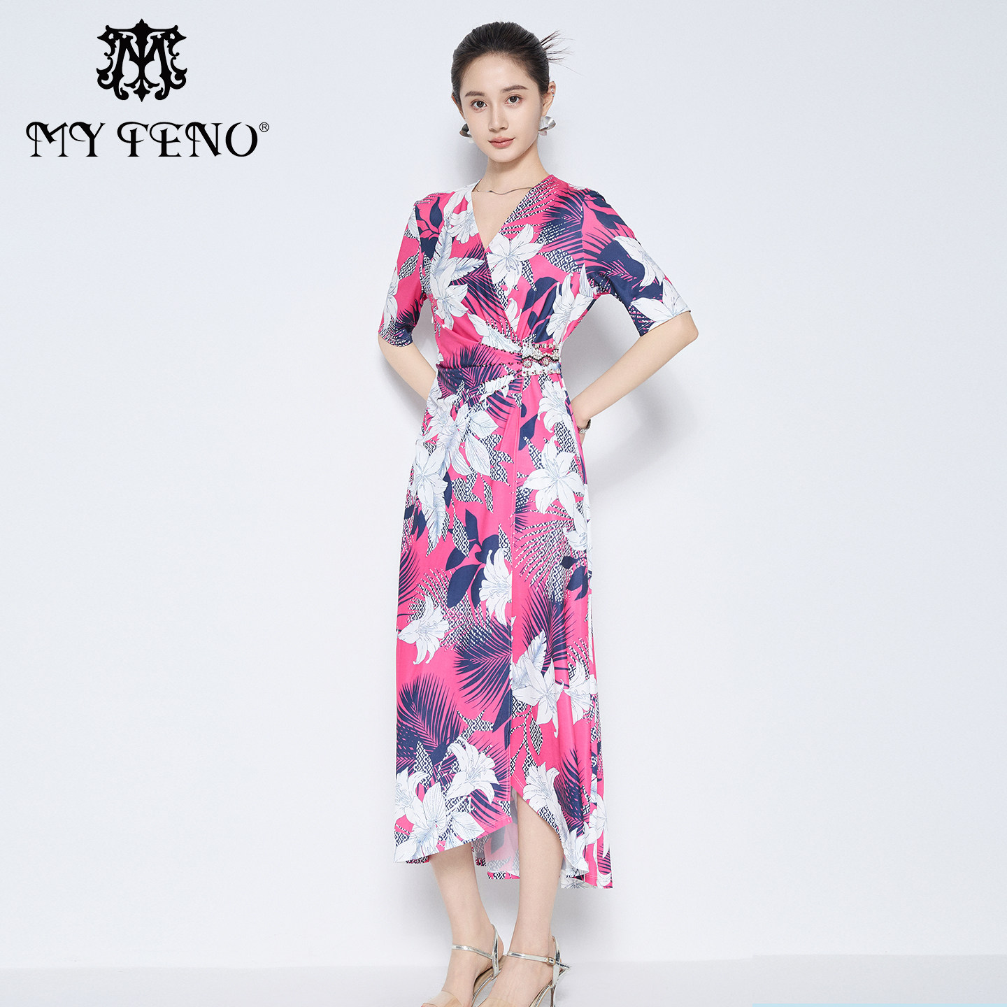 马天奴2025夏新款法式收腰连衣裙