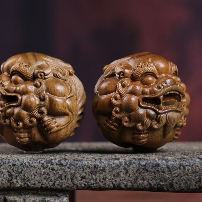 阿根廷绿檀木貔貅手球手把件老料绿财纯手工转刻招檀雕运貔貅摆件