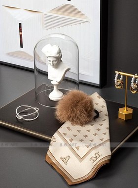 欧式轻样房间套装丝耳环妆台展摆奢板衣帽软装饰品巾画衣柜梳厅件