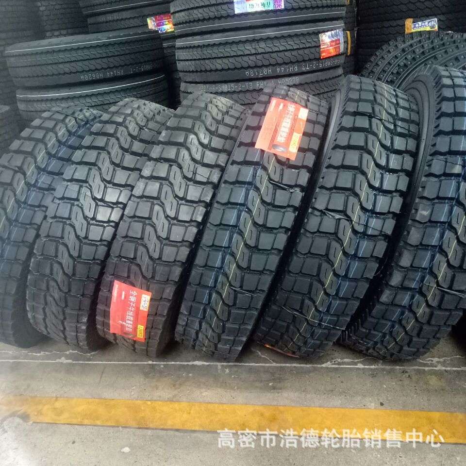 吊车钢丝胎1200R24卡车货车矿用轮胎 渣土车自卸车机械轮胎 厂家