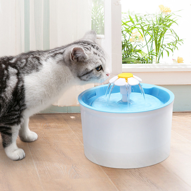 小花宠物饮水机,猫和小犬通用,循环通用低功耗静音1.6L蓝绿橙三色