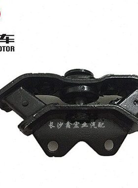 长丰猎豹骑兵两区 2驱4RB3/4RB1变速箱机脚胶 波箱铁支架