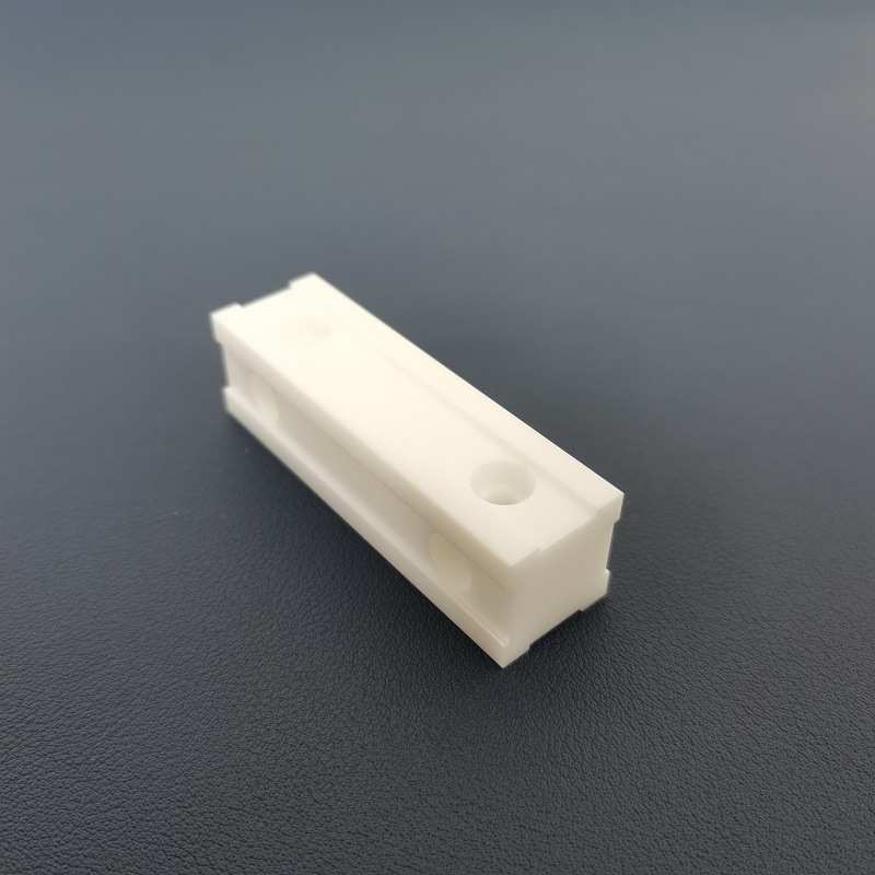 白色高硬度氧化锆陶瓷条机械隔热陶瓷结构件